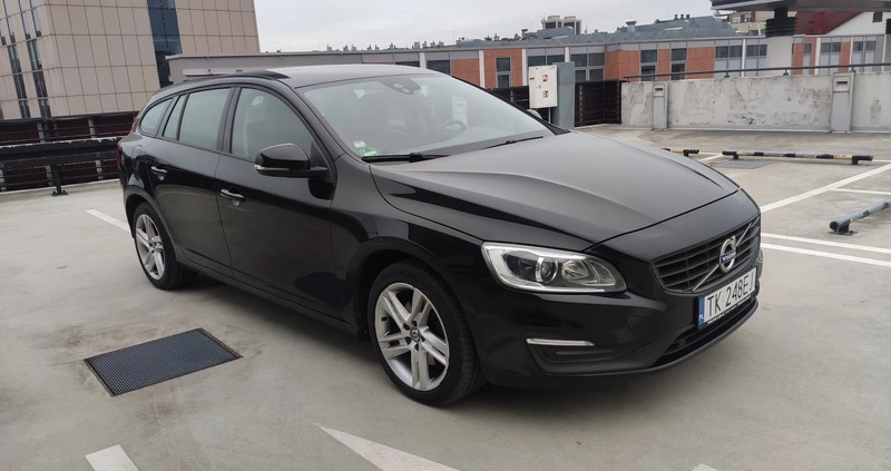 Volvo V60 cena 49900 przebieg: 249000, rok produkcji 2015 z Kielce małe 407